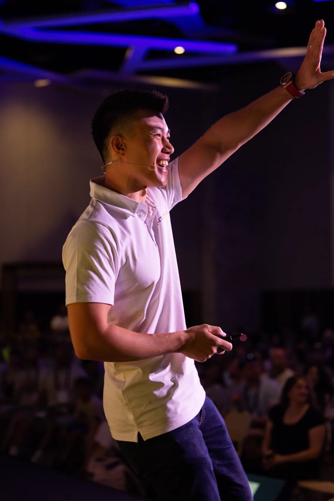 Richmond Dinh speaking to a live room